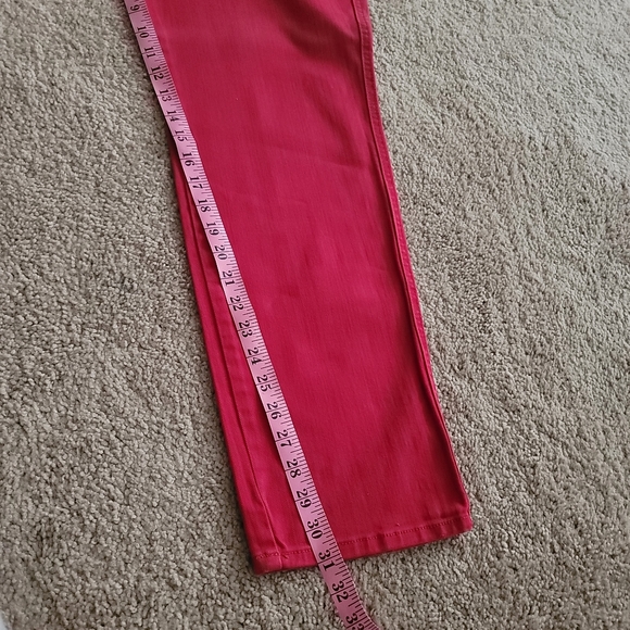 Old Navy Women's ♥️ Red Stretch Jeans the Sweetheart fit-size 16 - Picture 4 of 6